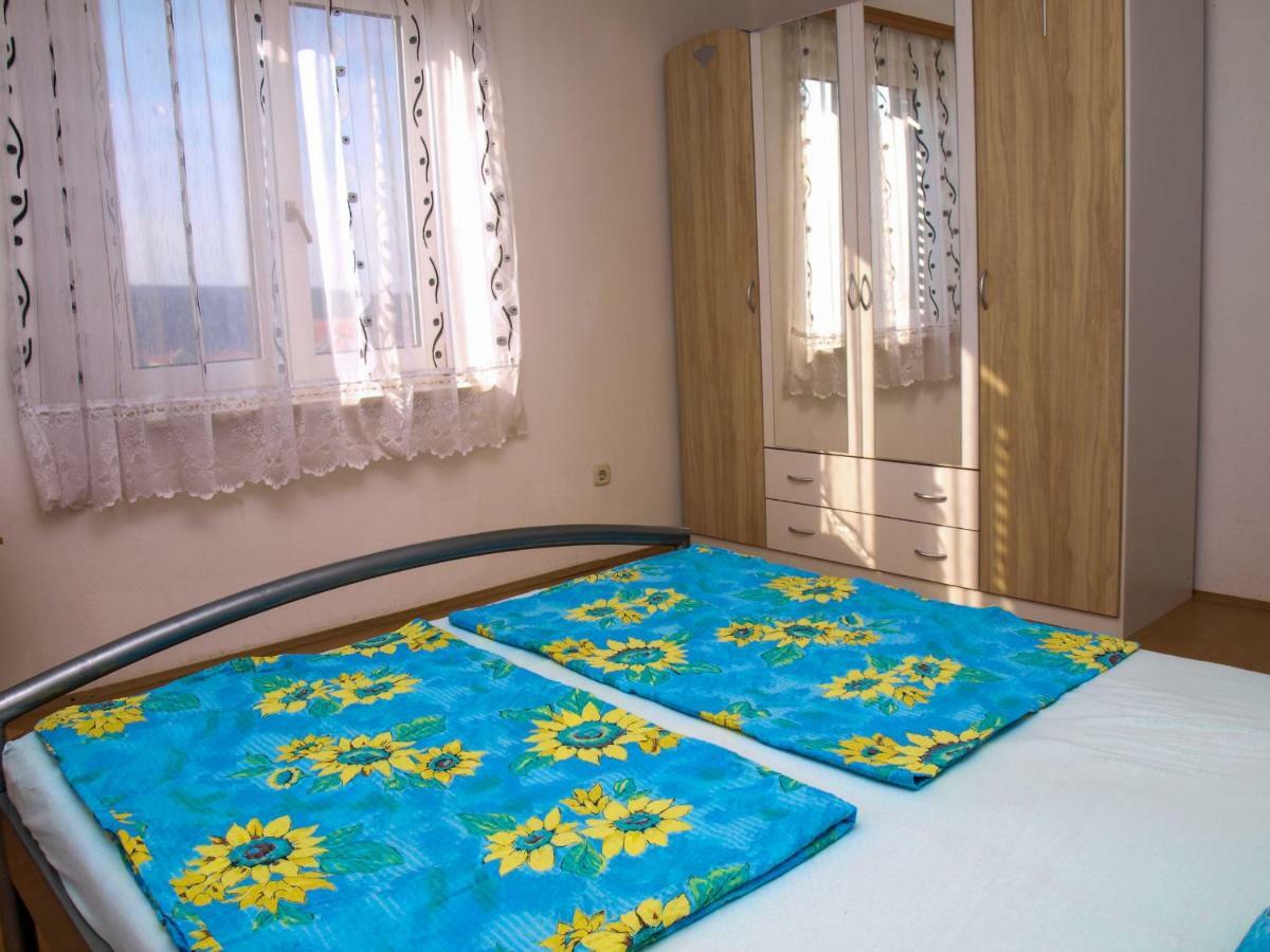 Apartments Vukovic 포스티라 외부 사진