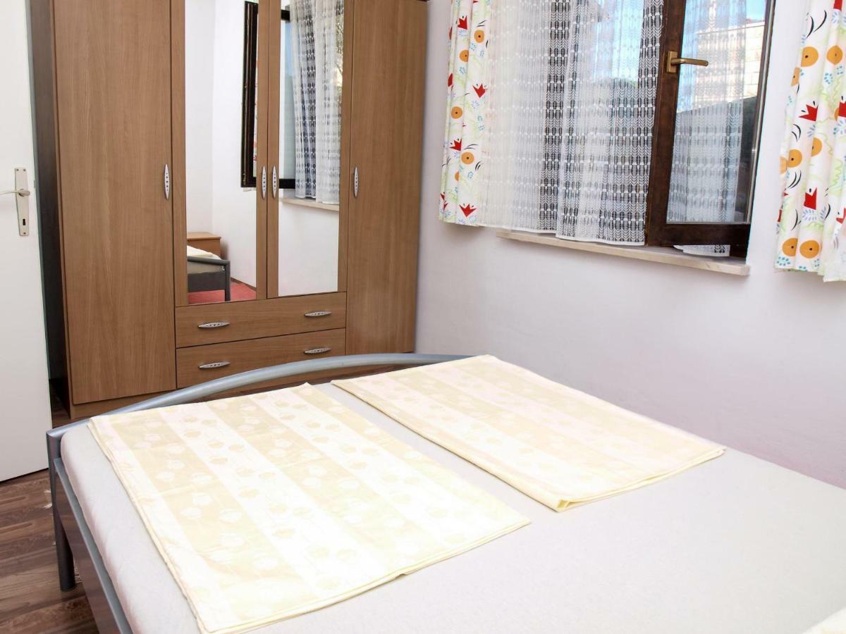Apartments Vukovic 포스티라 외부 사진