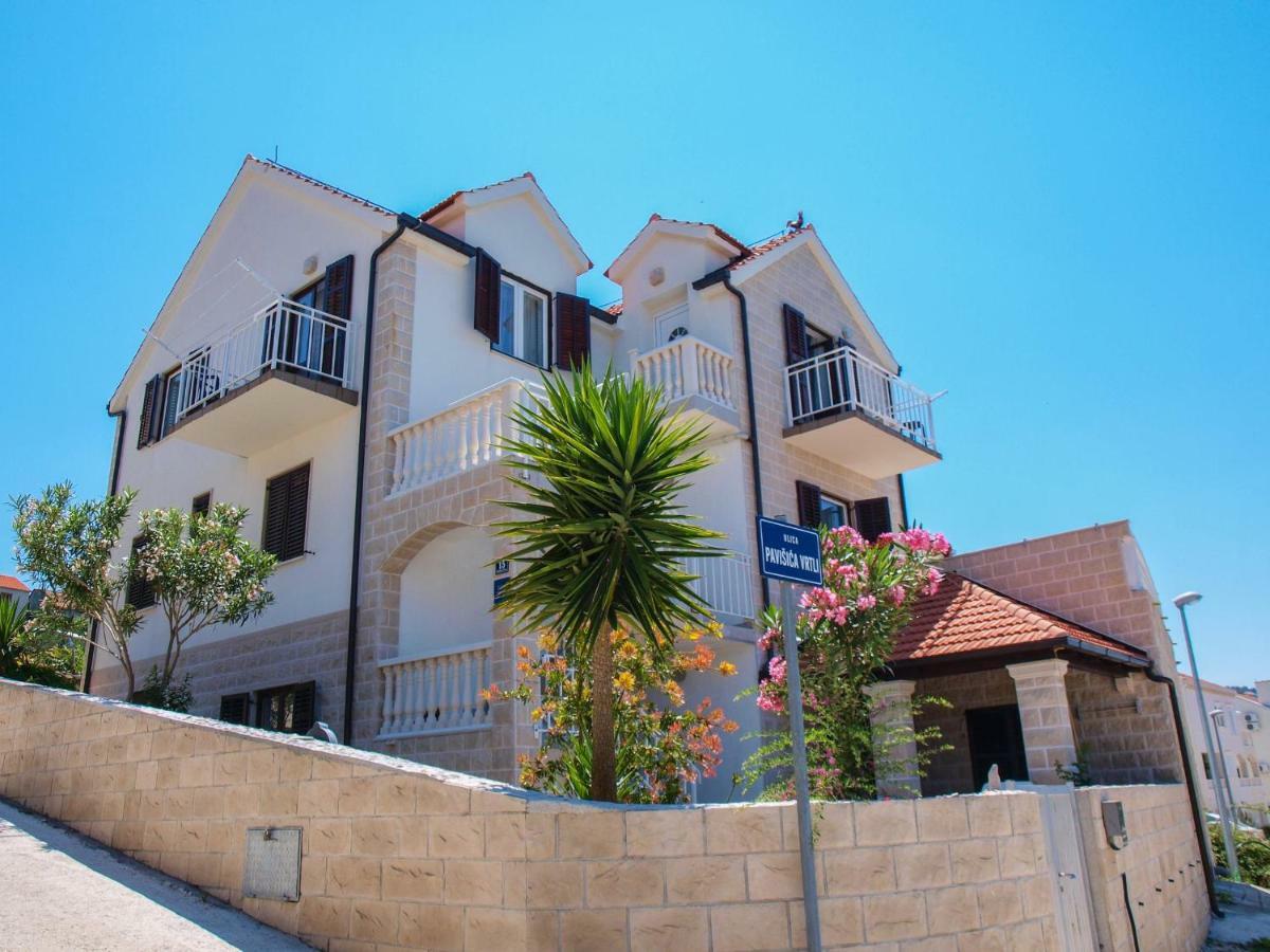 Apartments Vukovic 포스티라 외부 사진