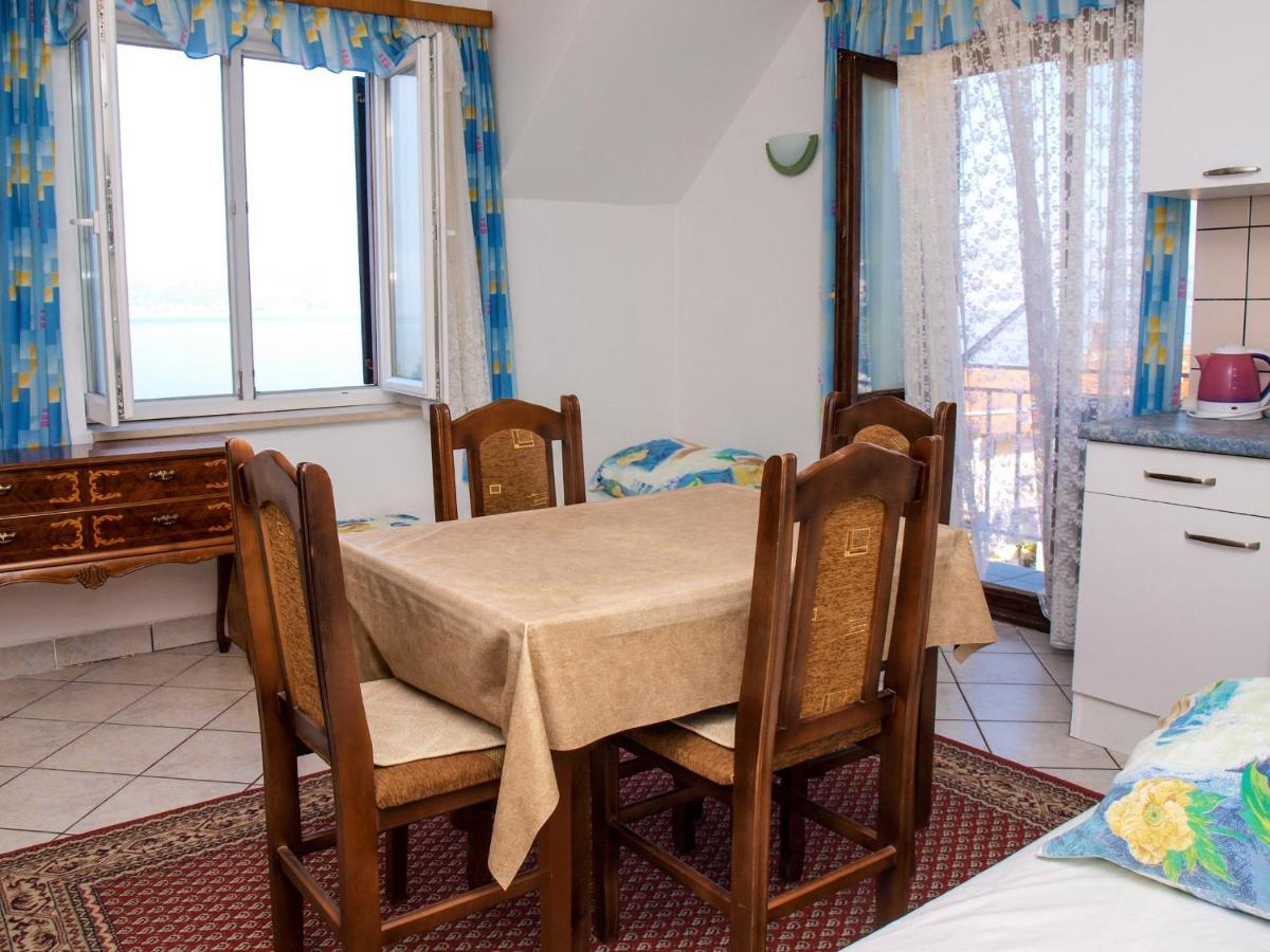 Apartments Vukovic 포스티라 객실 사진
